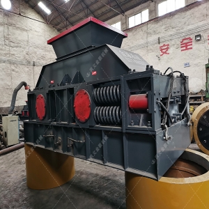 2PG1200x800彈簧式對輥破碎機發往湖北武漢 2PG1200x800彈簧式對輥破碎機發往湖北武漢