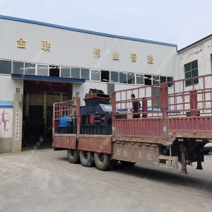 2PG1200x800型對(duì)輥制砂機(jī)發(fā)貨 單臺(tái)制砂機(jī)發(fā)往陜西 2PG1200x800型對(duì)輥制砂機(jī)發(fā)貨 單臺(tái)制砂機(jī)發(fā)往陜西